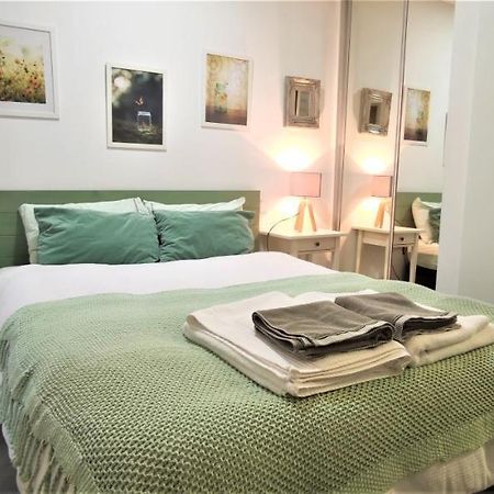 Precioso piso para parejas en Calle Calvario - Lavapiés Apartamento Madrid Exterior foto